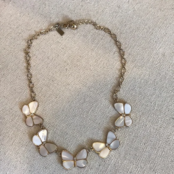 Kate Spade butterfly necklace . Adorable 💗 - Picture 2 of 2